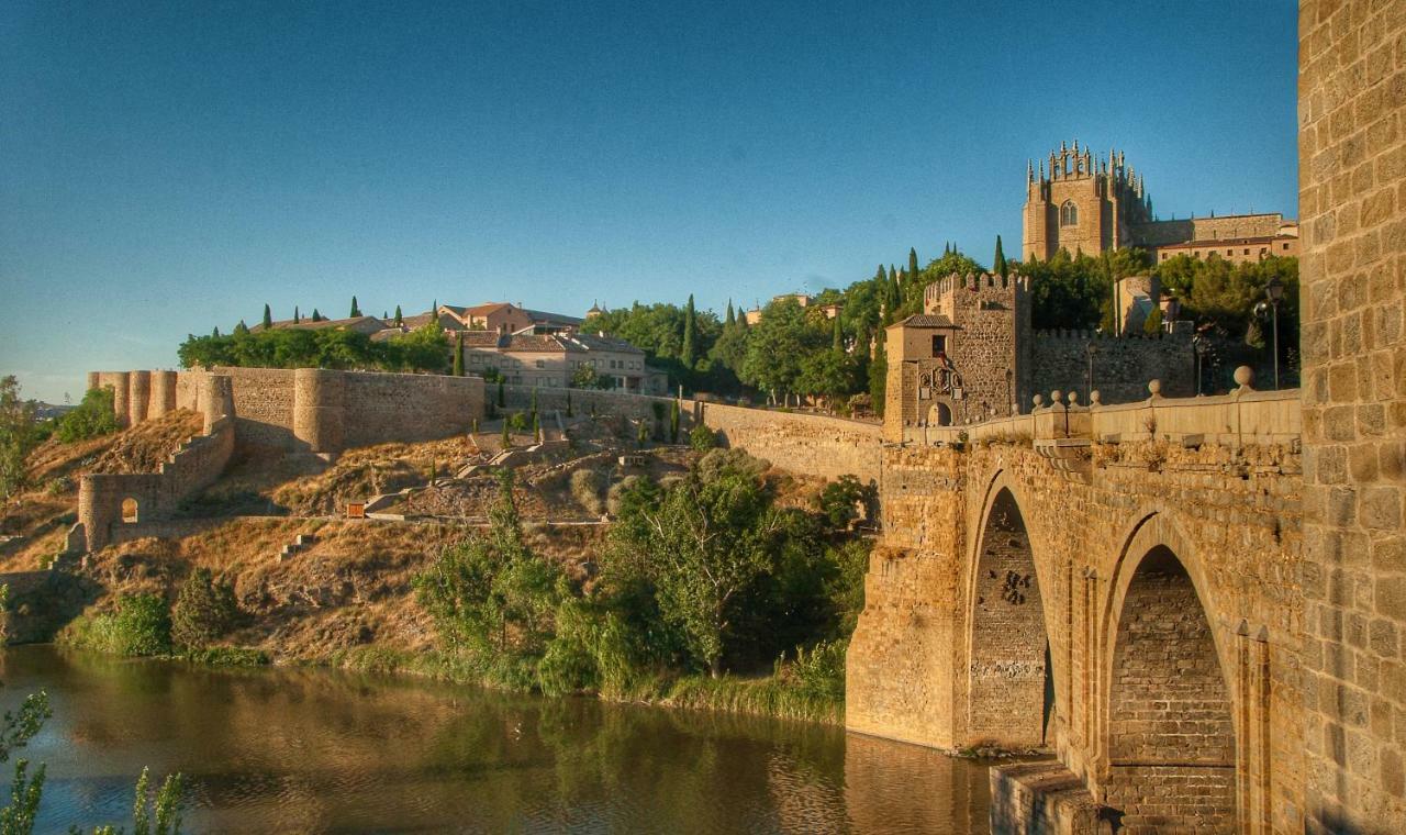 Apartamento El Monasterio Toledo Bagian luar foto